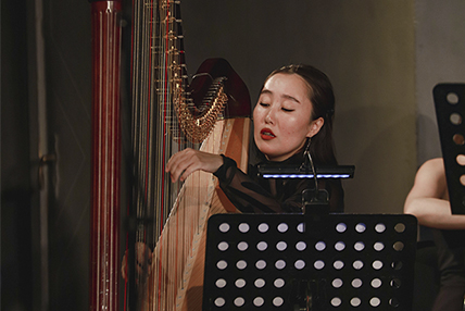 Поздравляем Наталью Васильеву с присвоением звания "Заслуженный артист РС(Я)"!