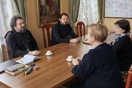 Архиепископ Роман встретился с руководством Филармонии Якутии