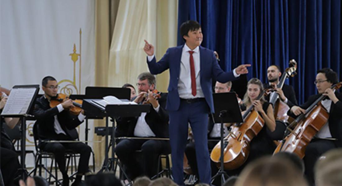 Филармония Якутии открыла сезон концертов для детей "Веселой классикой"