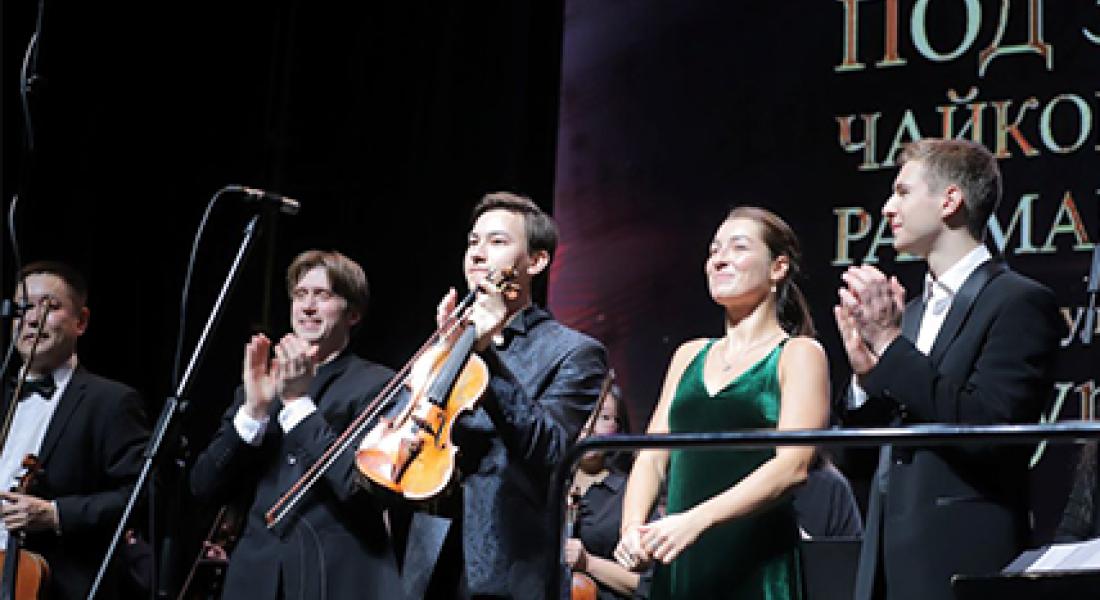 ПОКОРИТЕЛИ МУЗЫКАЛЬНЫХ ВЕРШИН ВЫСТУПИЛИ В ЯКУТСКЕ!