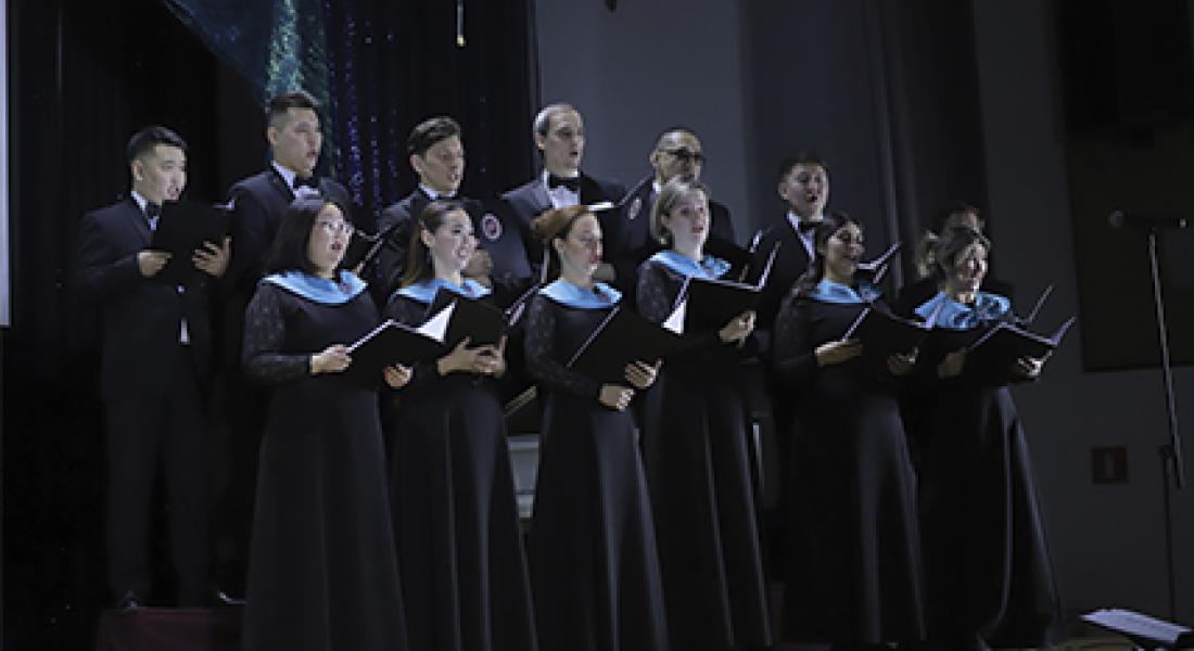 Симфонический хор выступил в Арктической школе