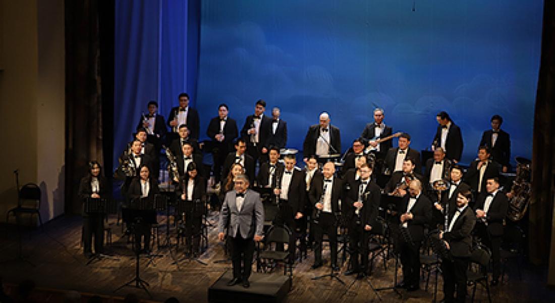 «Весенний комплимент» от духового оркестра Lena River Brass 