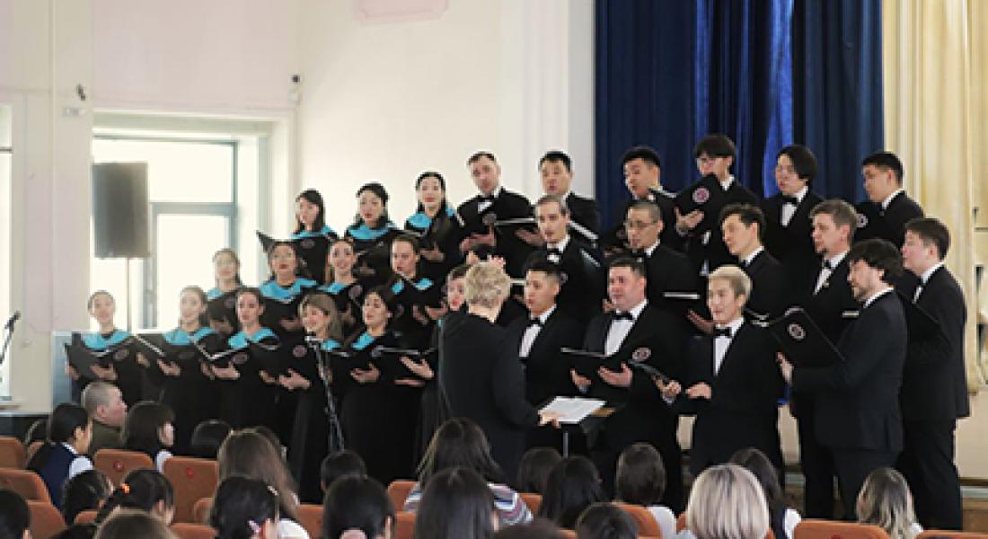 «Я Родиной своей горжусь!»: музыка и квест