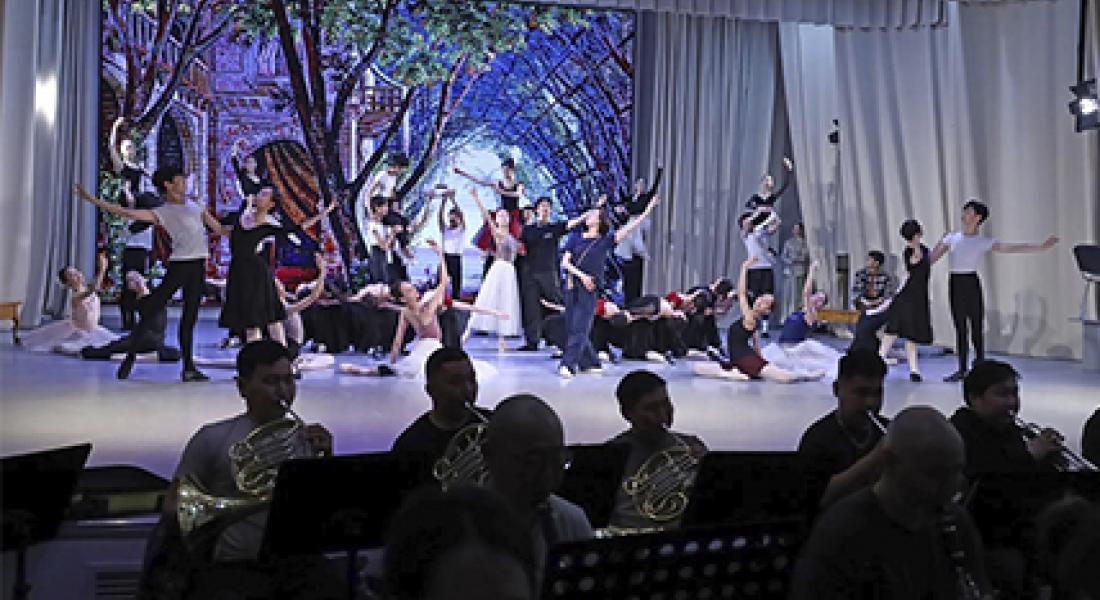 Симфонический оркестр «Симфоника Артика» принял участие в премьере балета «Два голубя»
